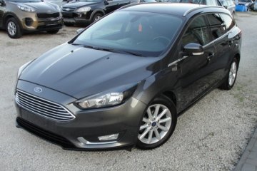 Ford Focus 1,5 Tdci 120 Km Klimatronik Navi Led  Kamera Automat