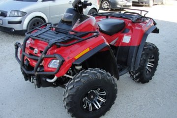 Can-am Outlander 800cc 100 Km 4 x 4